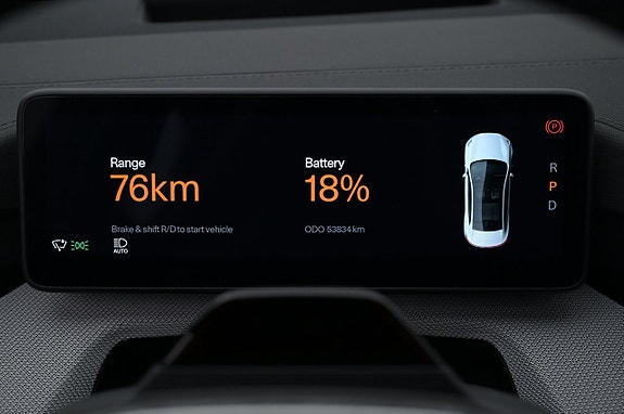 Polestar 4 10 of 27