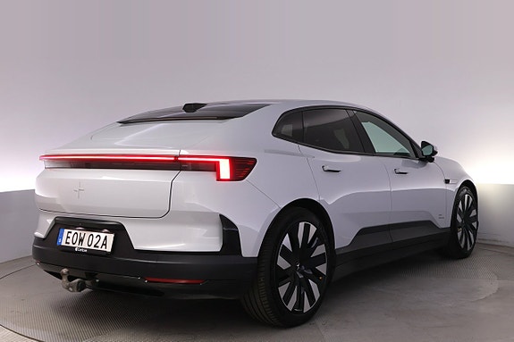 Polestar 4 5 of 27