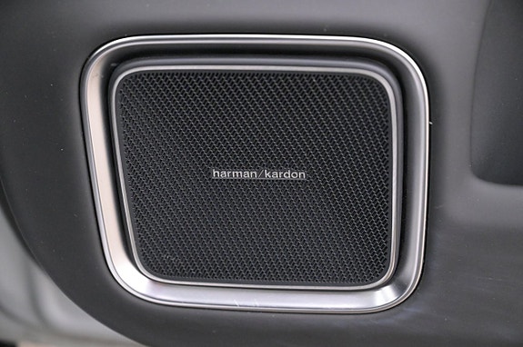 Polestar 4 13 of 27