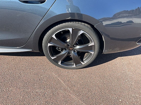 Cupra Leon 8 of 8