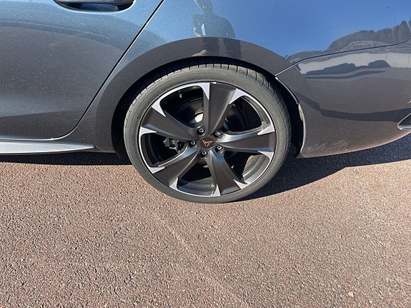Cupra Leon 7 of 8