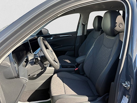 Volkswagen Tiguan 5 of 8