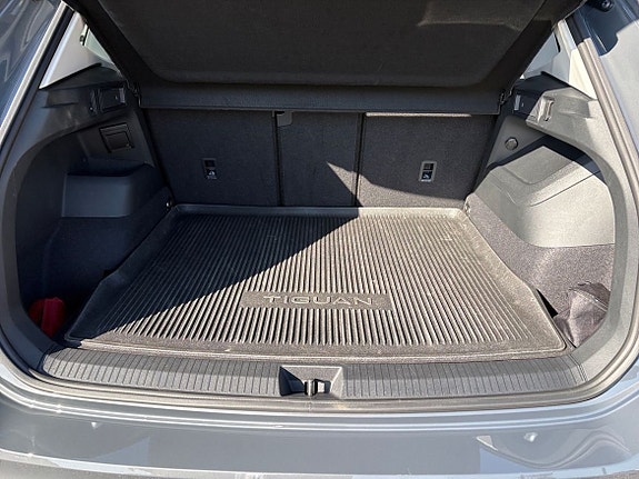 Volkswagen Tiguan 8 of 8