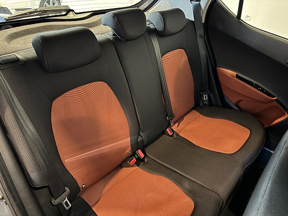 Hyundai i10 23 of 28