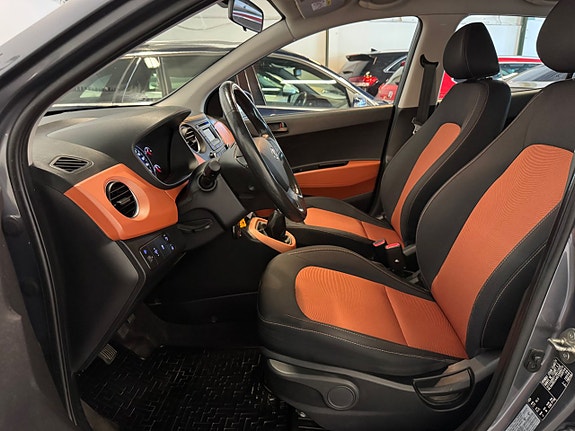Hyundai i10 12 of 28