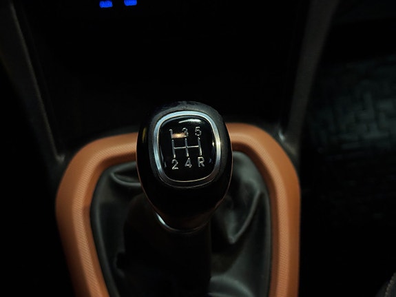 Hyundai i10 20 of 28