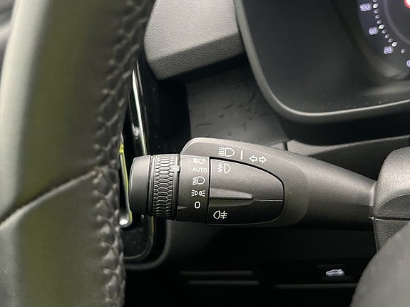 Volvo C40 17 of 30