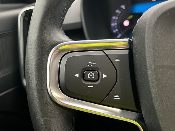 Volvo C40 18 of 30