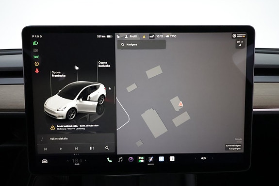 Tesla Model Y 17 of 23