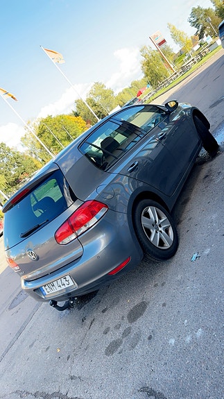 Volkswagen Golf VI 2 of 5