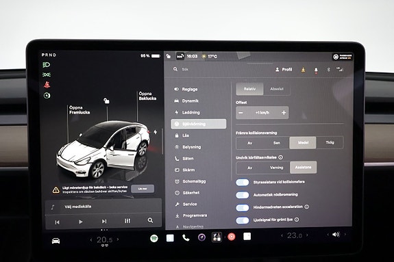 Tesla Model Y 19 of 26
