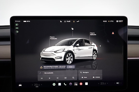 Tesla Model Y 16 of 26