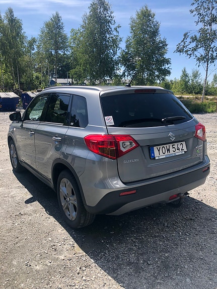 Suzuki Vitara 3 of 10