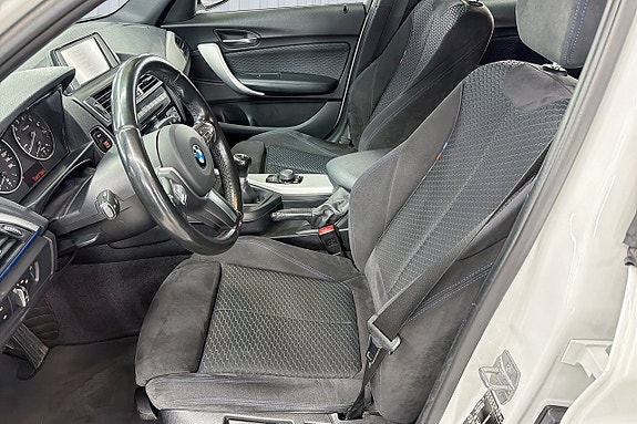 BMW 118i 13 of 18