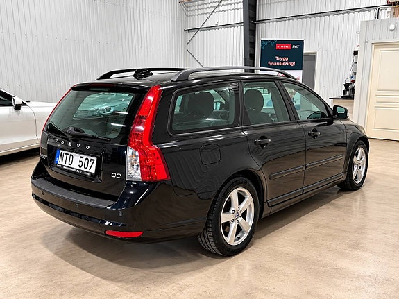 Volvo V50 3 of 10