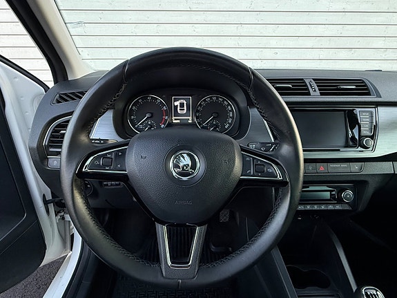 Skoda Fabia 8 of 15