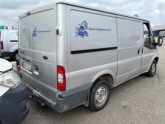 Ford Transit 5 of 6