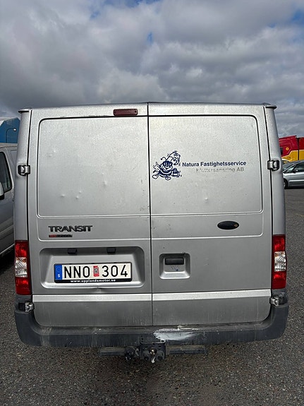 Ford Transit 6 of 6
