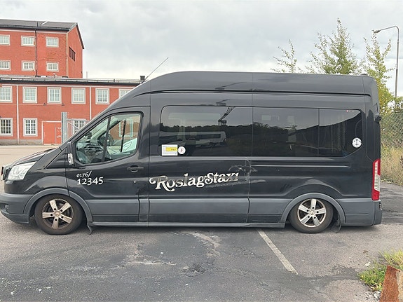 Ford Transit 2 of 6