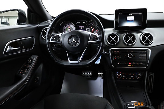 Mercedes-Benz CLA200 10 of 22