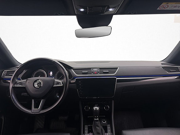 Skoda Superb 15 of 30