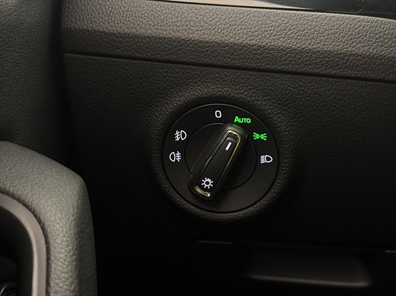 Skoda Superb 17 of 30