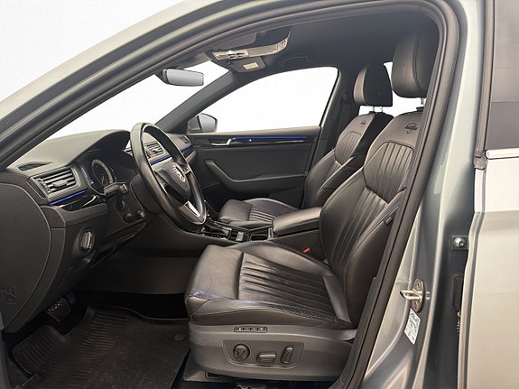 Skoda Superb 14 of 30