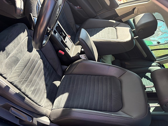 Volkswagen Passat 5 of 8