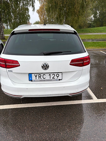 Volkswagen Passat 6 of 8