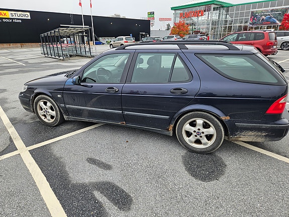 Saab 9-5 3 of 5