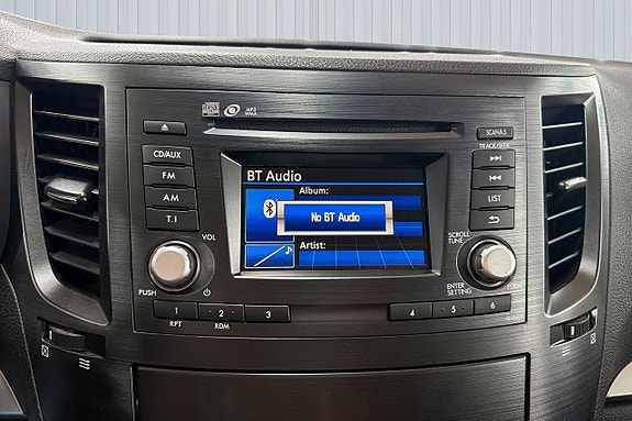 Subaru Outback 12 of 23