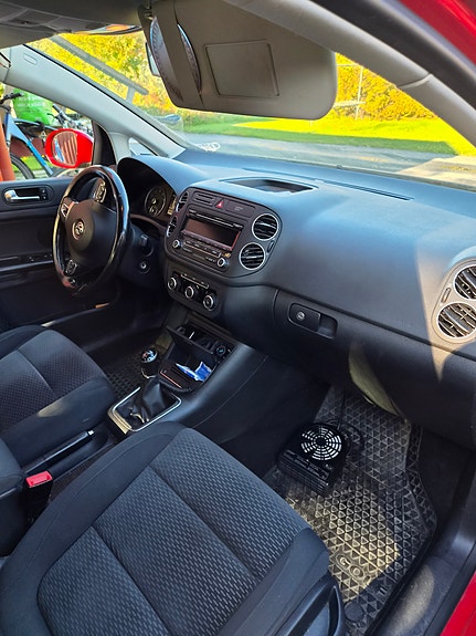 Volkswagen Golf Plus 4 of 10