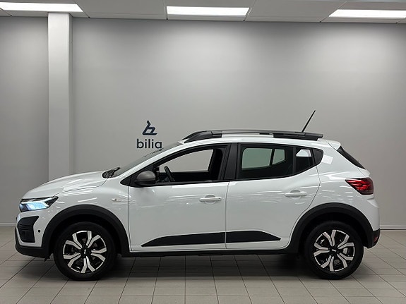Dacia Sandero Stepway 2 of 19