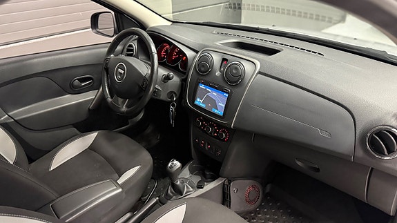 Dacia Sandero Stepway 17 of 24