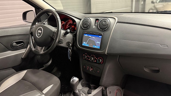 Dacia Sandero Stepway 18 of 24