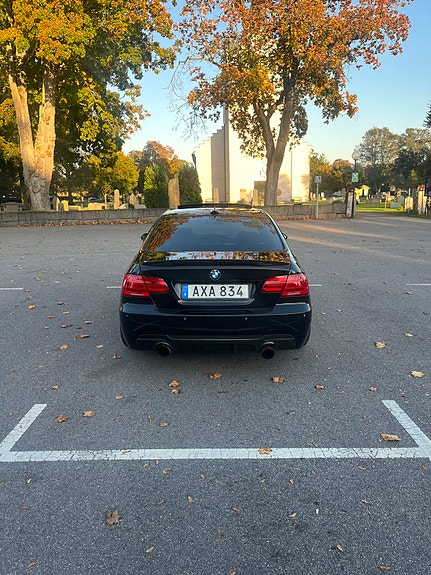 BMW 335i 5 of 9