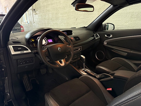 Renault Megane 15 of 21