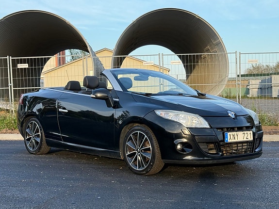 Renault Megane 12 of 21