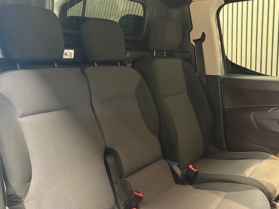 Peugeot Partner 14 of 16