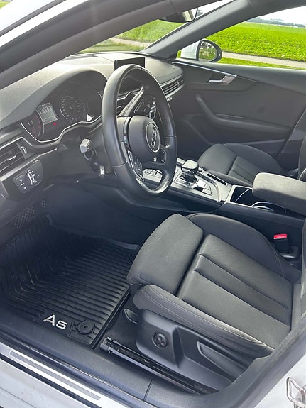 Audi A5 7 of 14