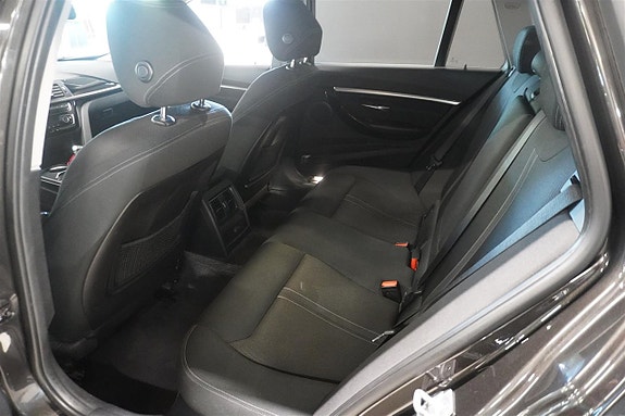 BMW 318d 7 of 16