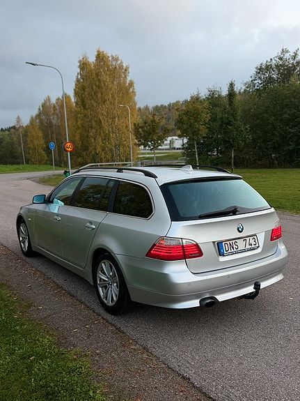 BMW 520d 4 of 7