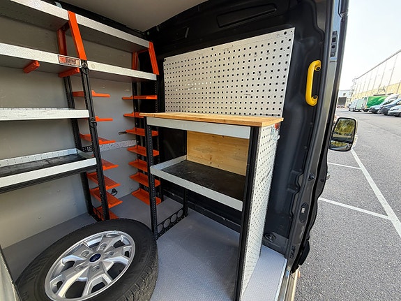 Ford Transit 23 of 30