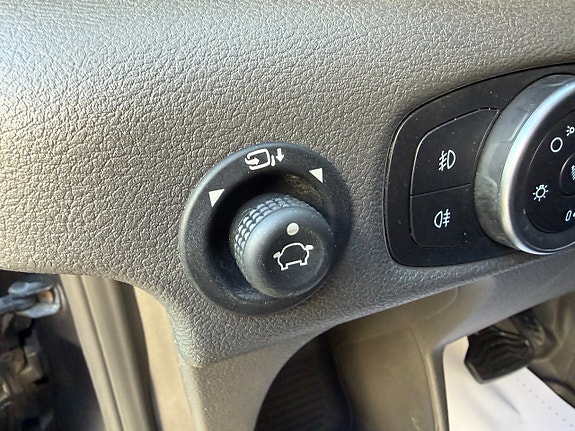 Ford Transit 27 of 30