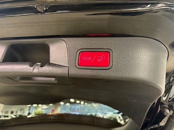 Mercedes-Benz GLB200 d 11 of 12