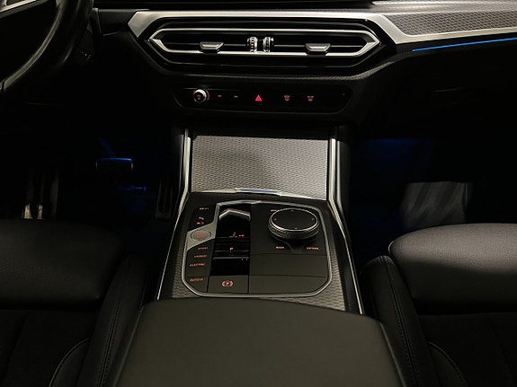 BMW 330e 17 of 27