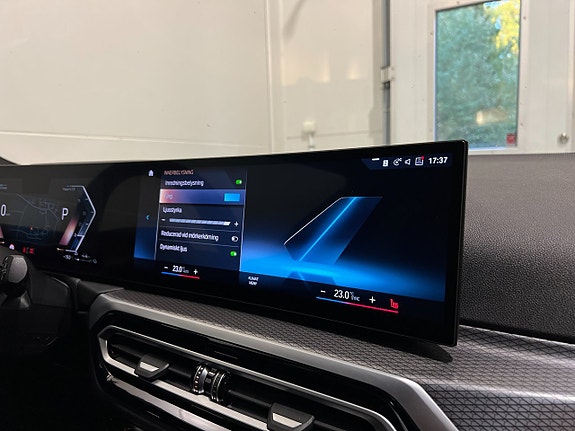 BMW 330e 22 of 27