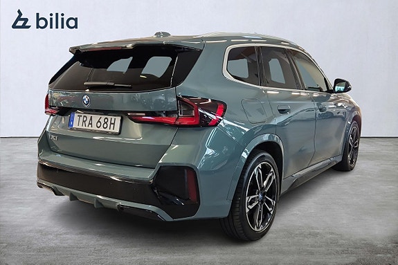 BMW iX1 16 of 18