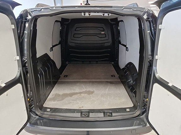 Volkswagen Caddy 13 of 14
