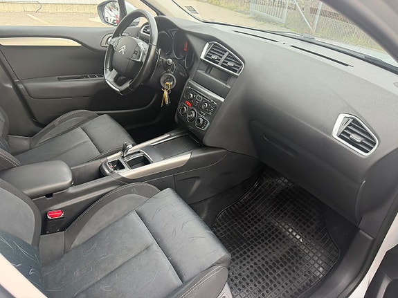 Citroen C4 8 of 16